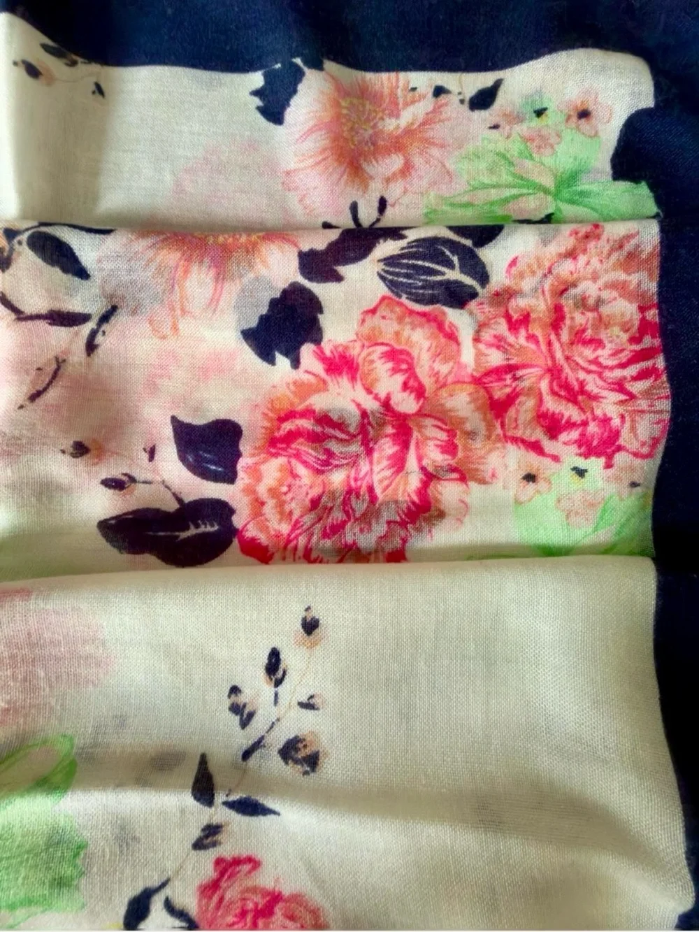 Floral Print Women's Scarf - Navy Trim
